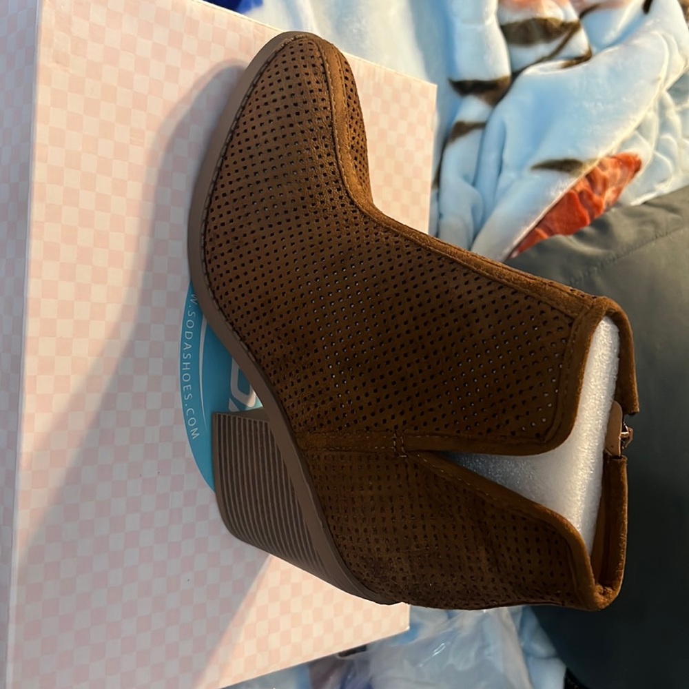 Womens Boots